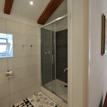 Apartment U Renesansnoj